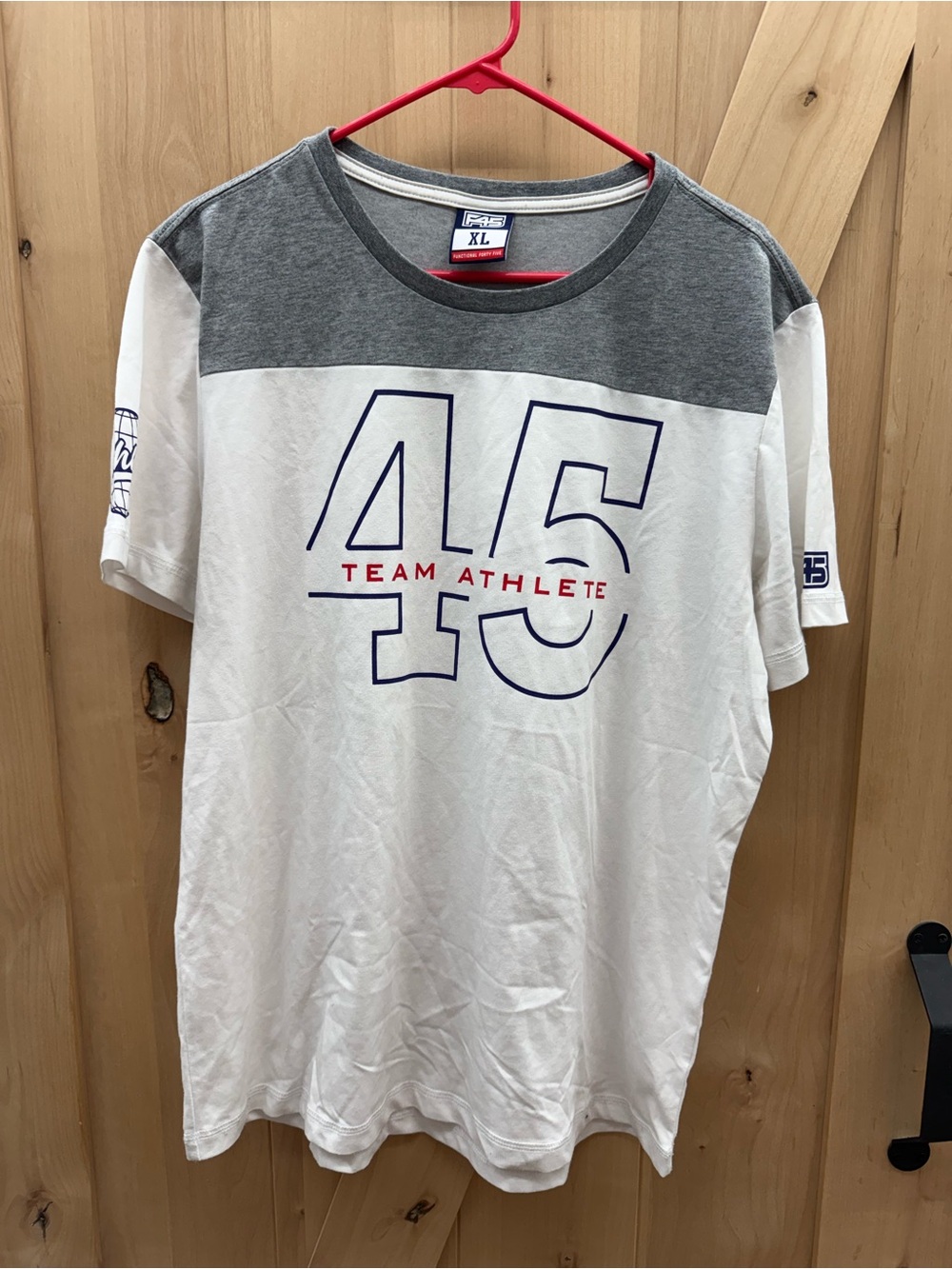 F45 Men's White & Gray Team Athlete' Graphic Tee